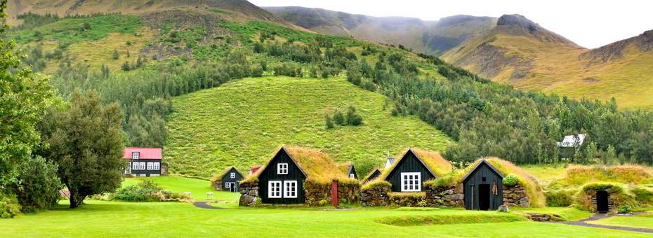 iceland-misc-turf-houses-ss.jpg