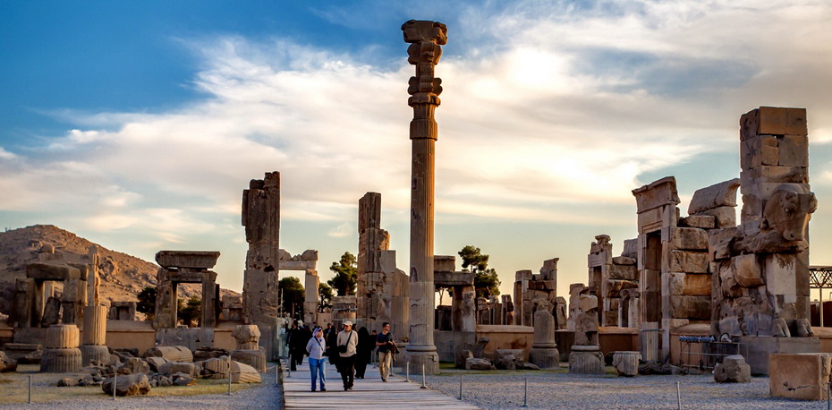 iran-cities-iran-visa-persepolis.jpg