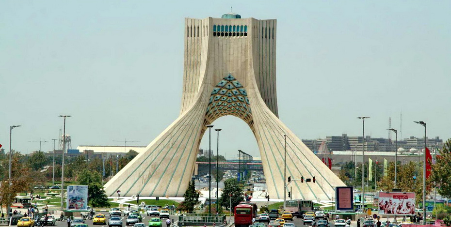 iran_wants_euro_payment_for_new_and_outstanding_oil_sales.jpg