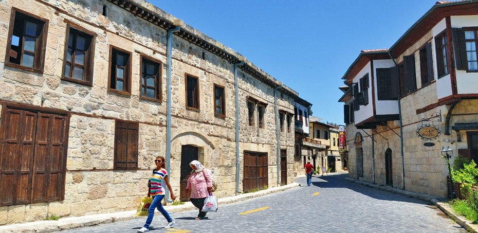 o1893t2855176467tarihi-tarsus-evleri.jpg